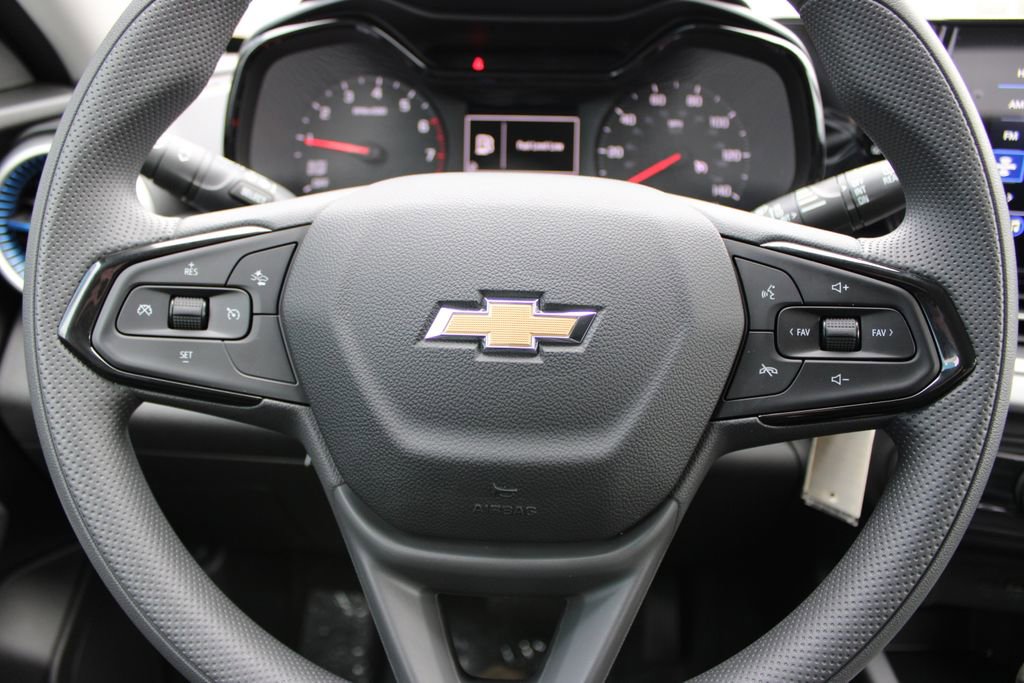 New 2026 Chevrolet Trax LS image 25