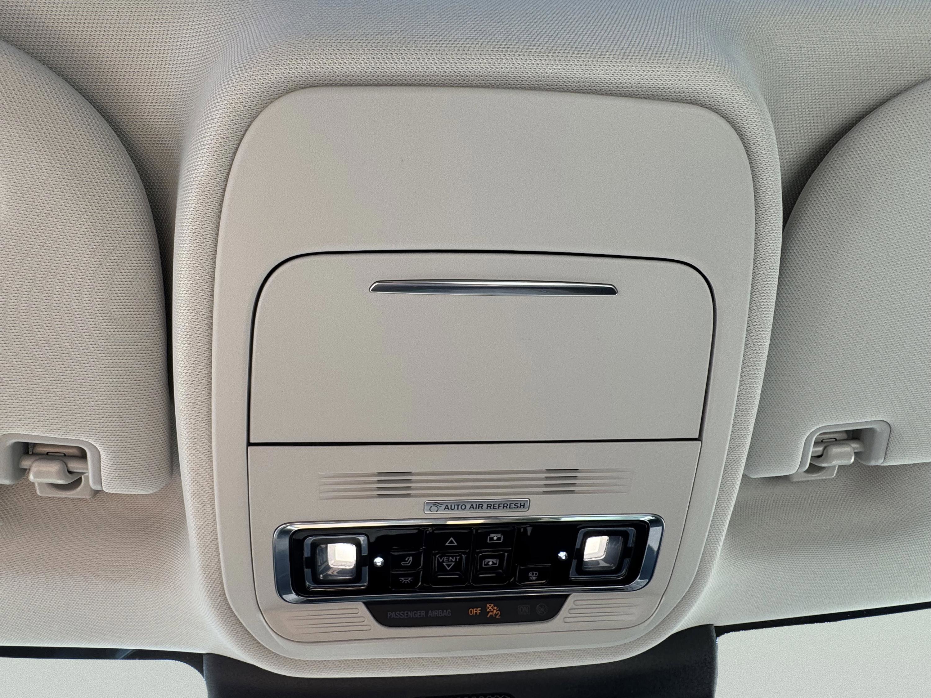 Used 2025 Lincoln Navigator Reserve AWD/4WD image 39
