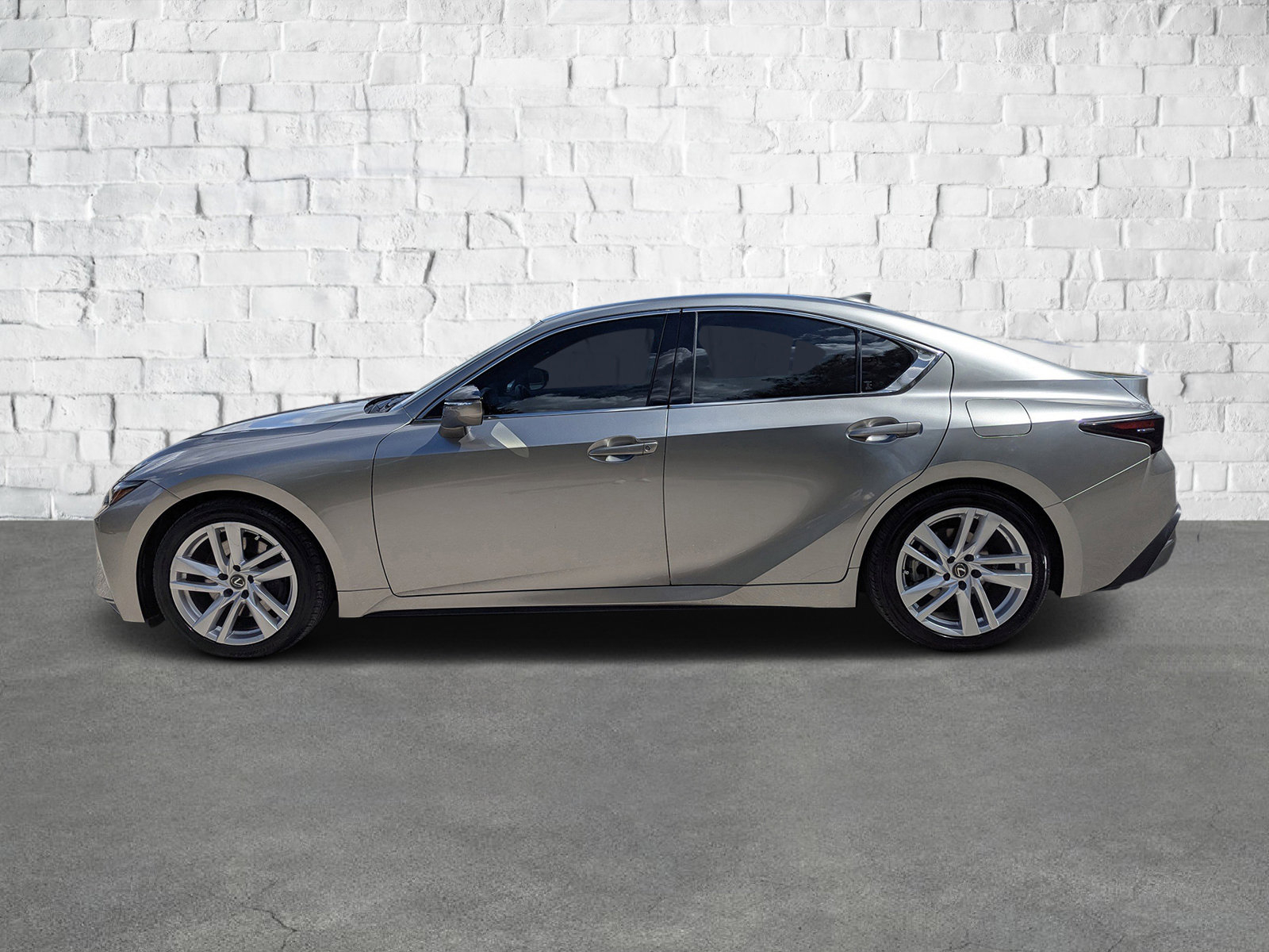 Used 2023 Lexus IS 300 w/ Comfort Package image 7