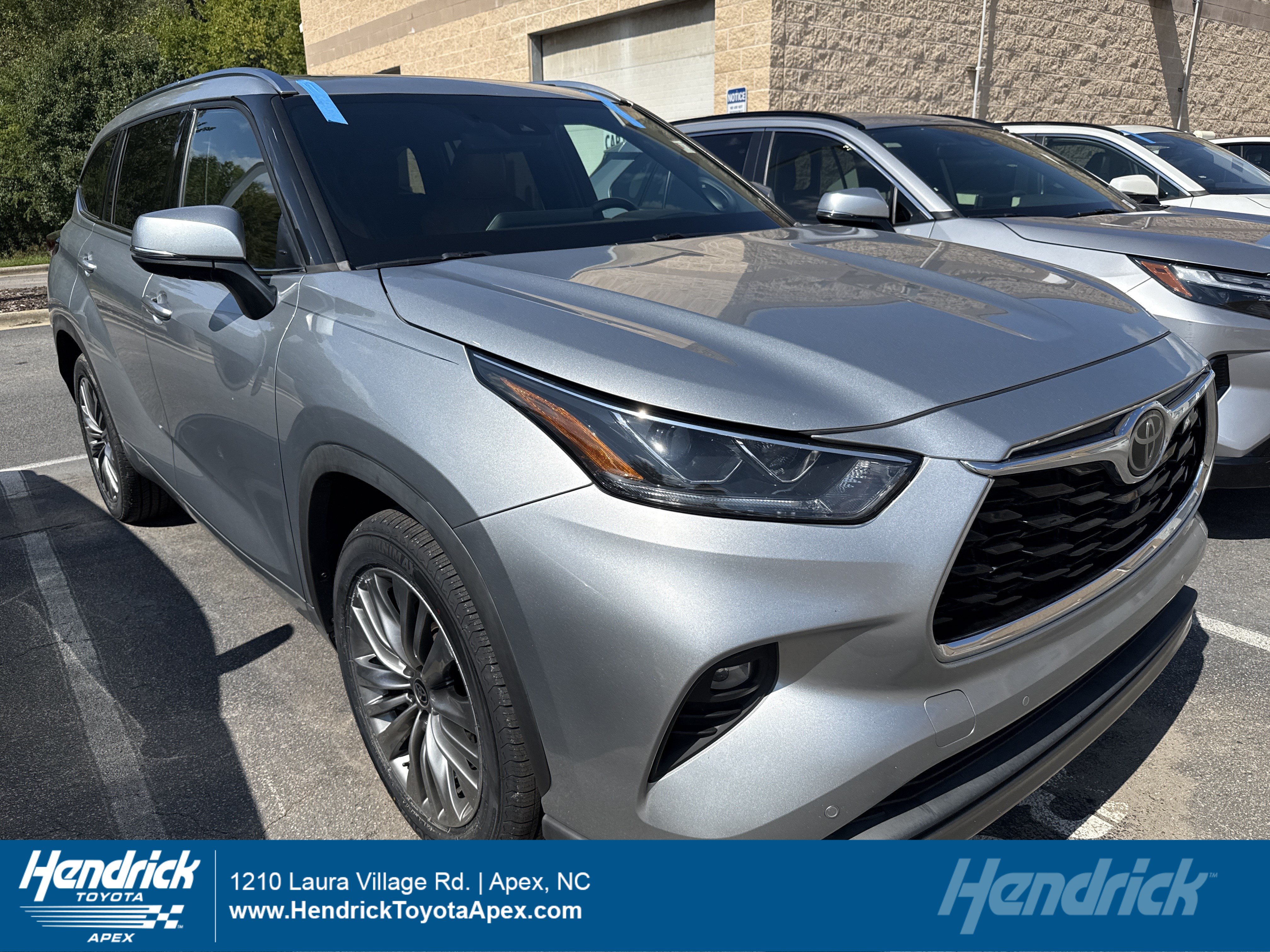 Used 2022 Toyota Highlander Platinum