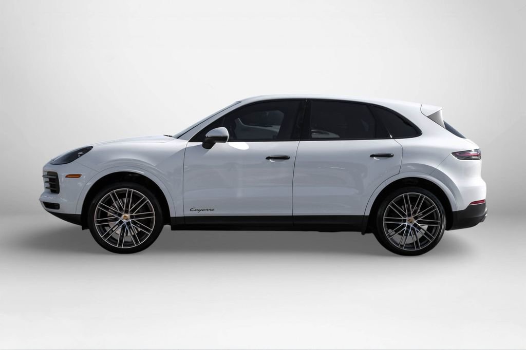 Used 2022 Porsche Cayenne AWD/4WD image 9