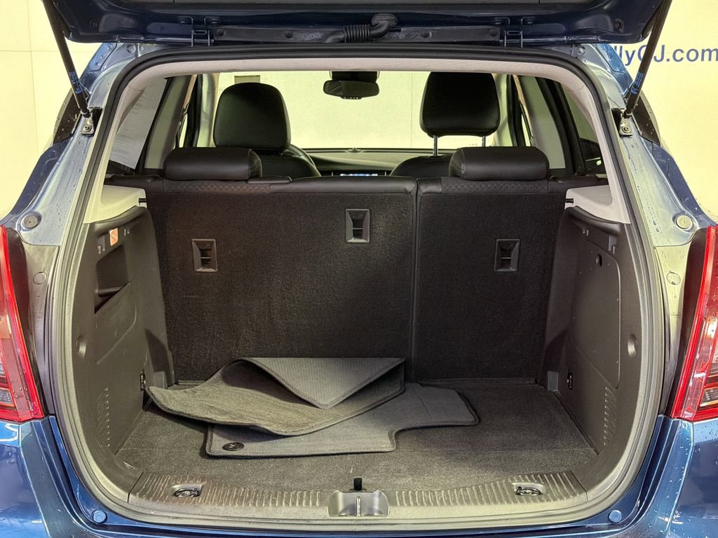 Used 2020 Buick Encore Sport Touring w/ Safety Package image 14