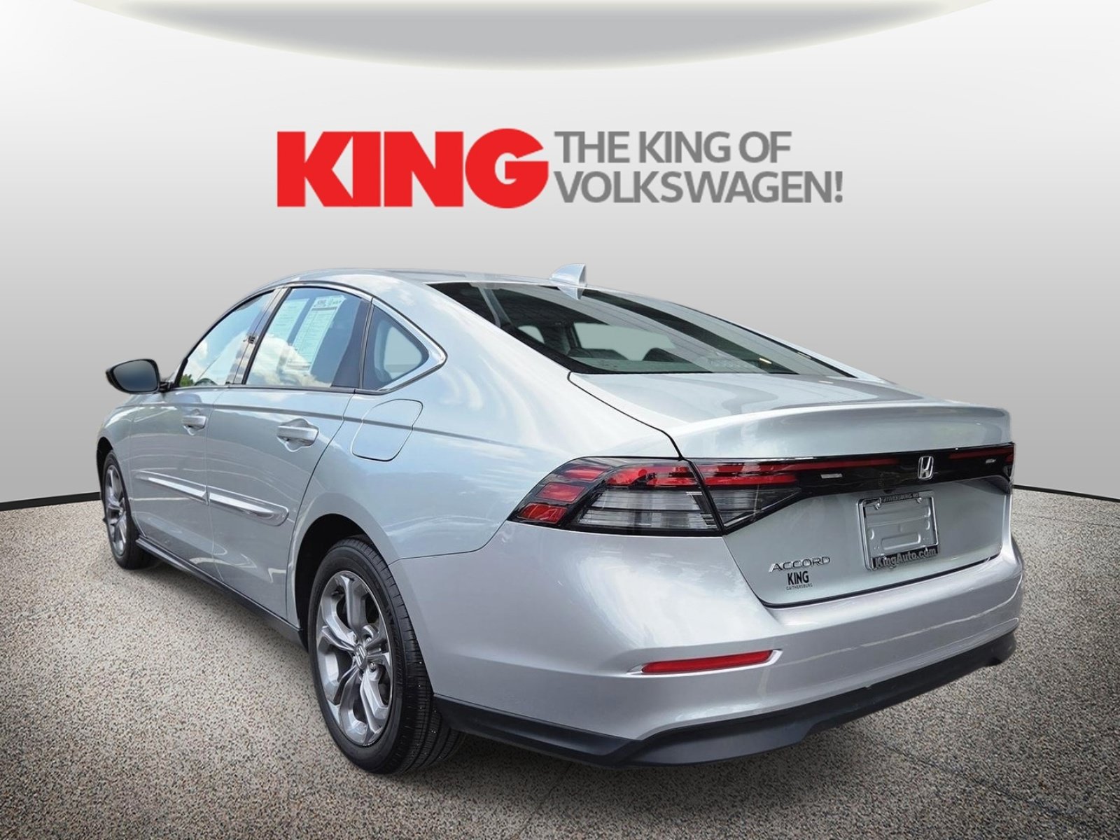 Used 2024 Honda Accord EX image 6