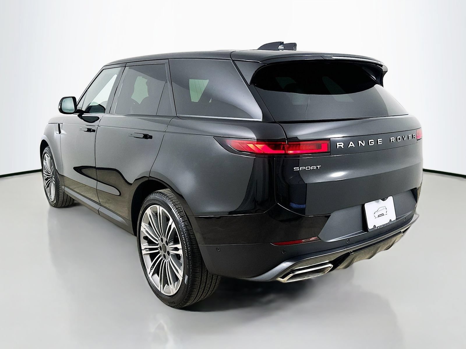 New 2026 Land Rover Range Rover Sport SE AWD/4WD image 7
