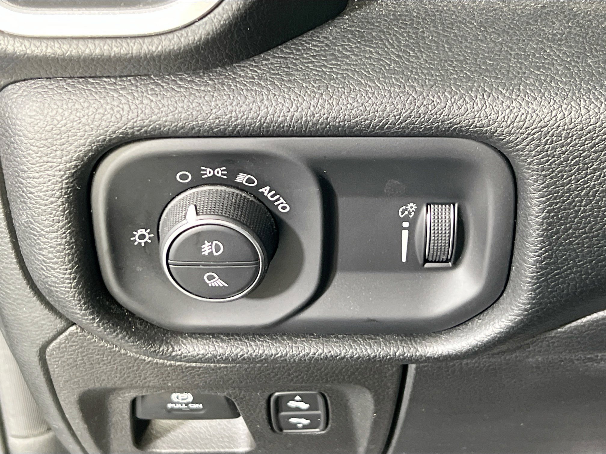 Used 2022 RAM 1500 Big Horn image 10