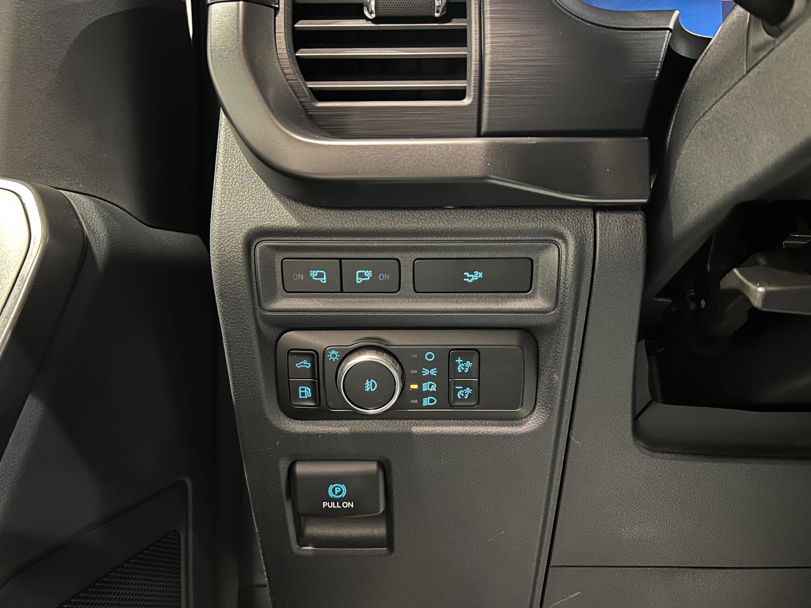 Used 2024 Ford F150 XLT w/ Equipment Group 302A MID image 15