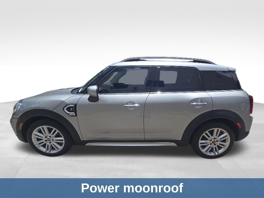 Used 2024 MINI Cooper Countryman S w/ Premium Package FWD image 9