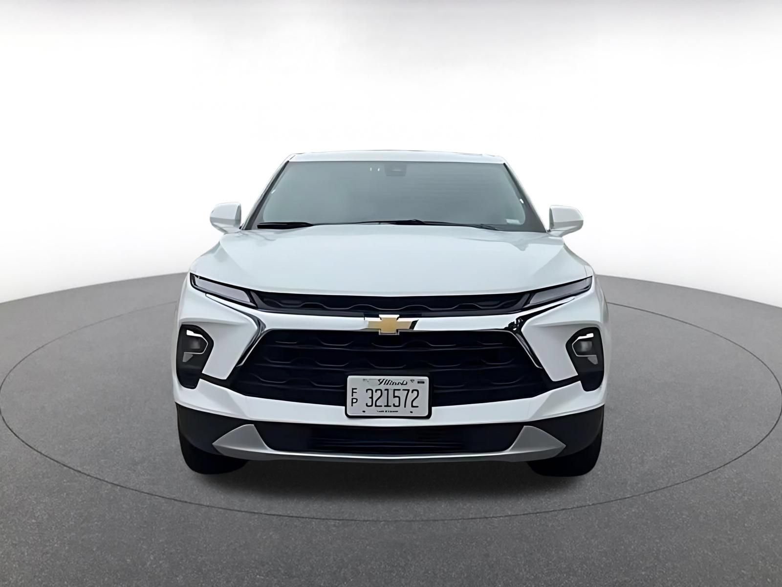 Used 2025 Chevrolet Blazer LT FWD image 4