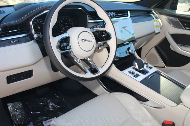 New 2026 Jaguar F-PACE R-Dynamic S image 14