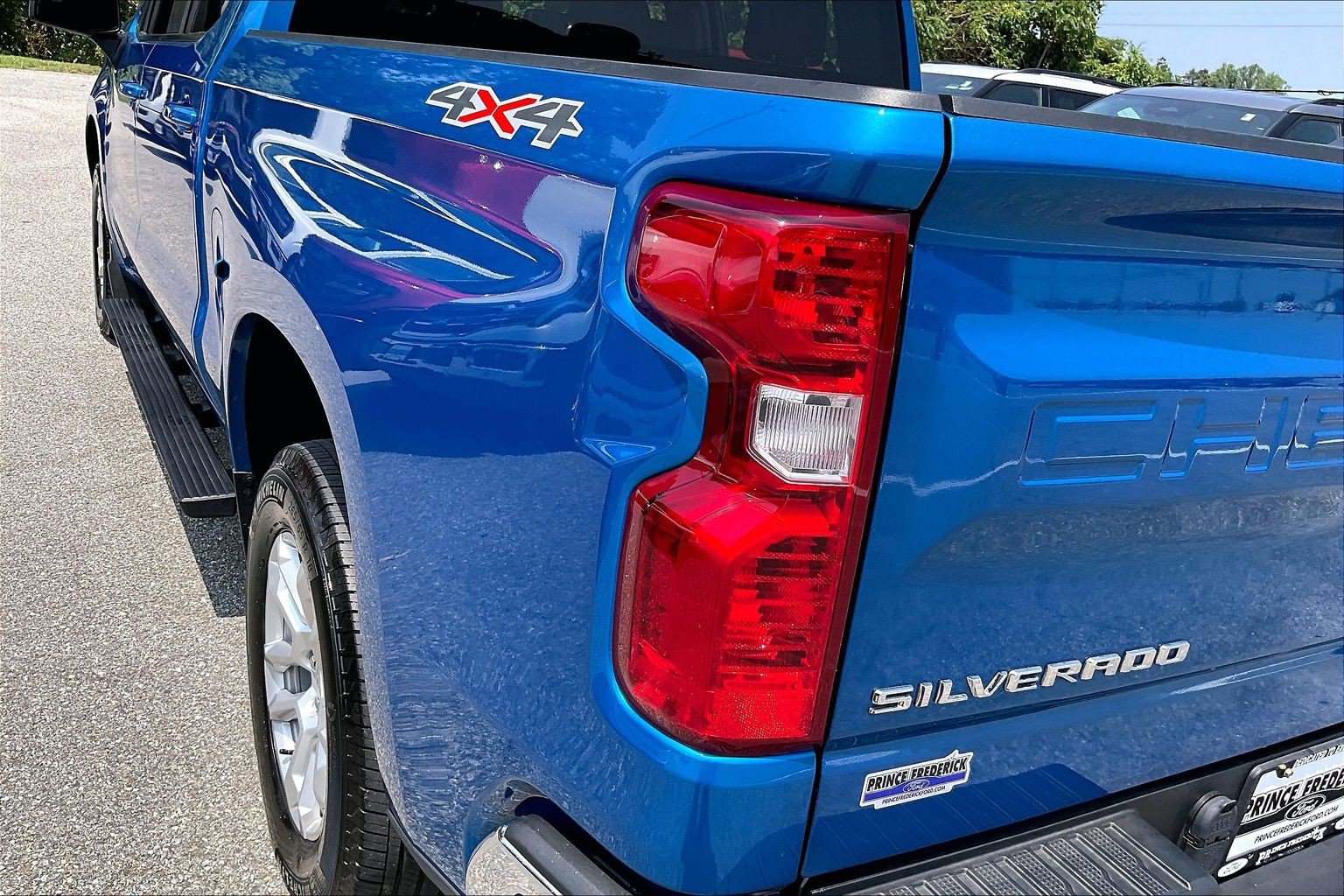 Used 2023 Chevrolet Silverado 1500 LT w/ Protection Package AWD/4WD image 27