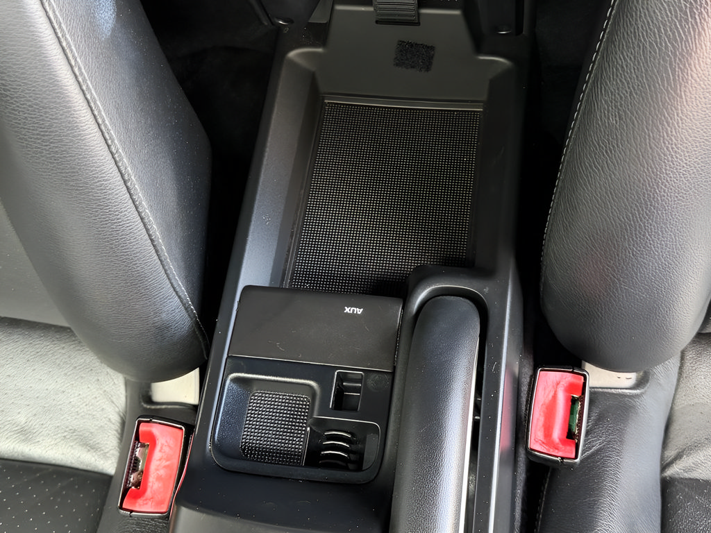 Used 2011 Porsche Boxster RWD image 36