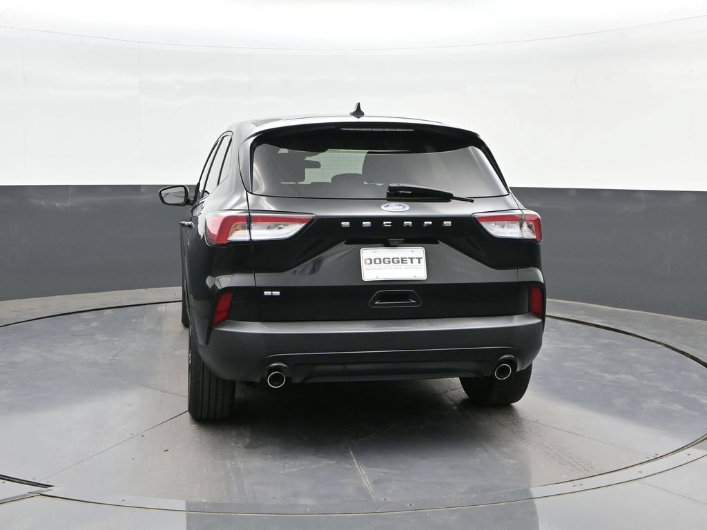 Used 2021 Ford Escape SE w/ SE Sport Appearance Package FWD image 8