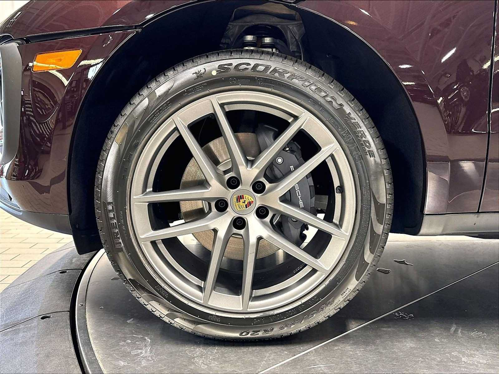 New 2026 Porsche Macan AWD/4WD image 11