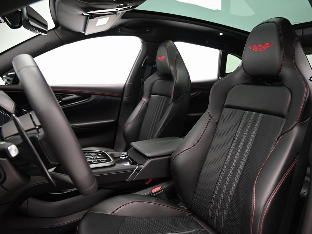 New 2026 Aston Martin DBX 707 image 15