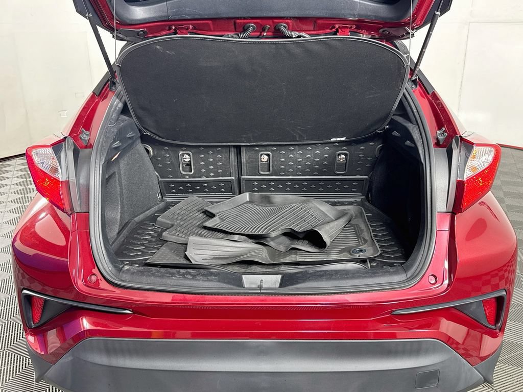 Used 2019 Toyota C-HR Limited FWD image 25
