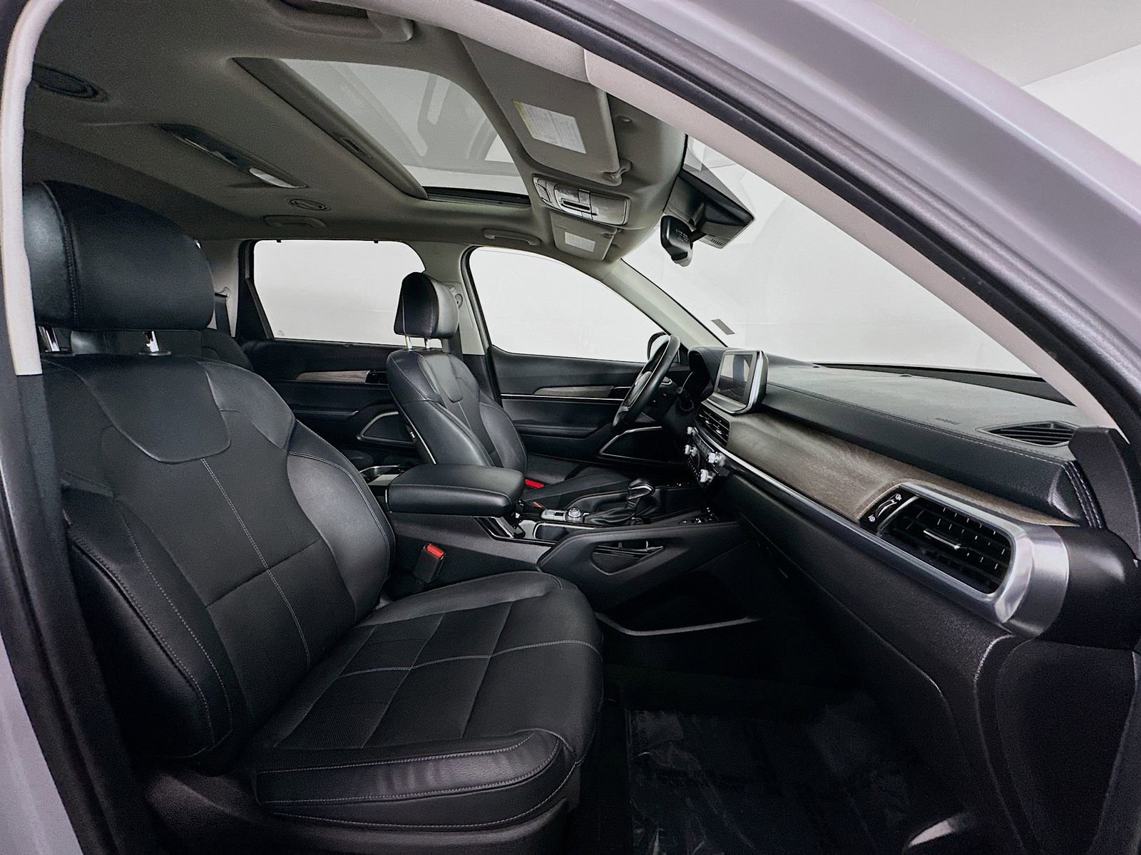 Used 2022 Kia Telluride EX w/ EX Premium Package image 31