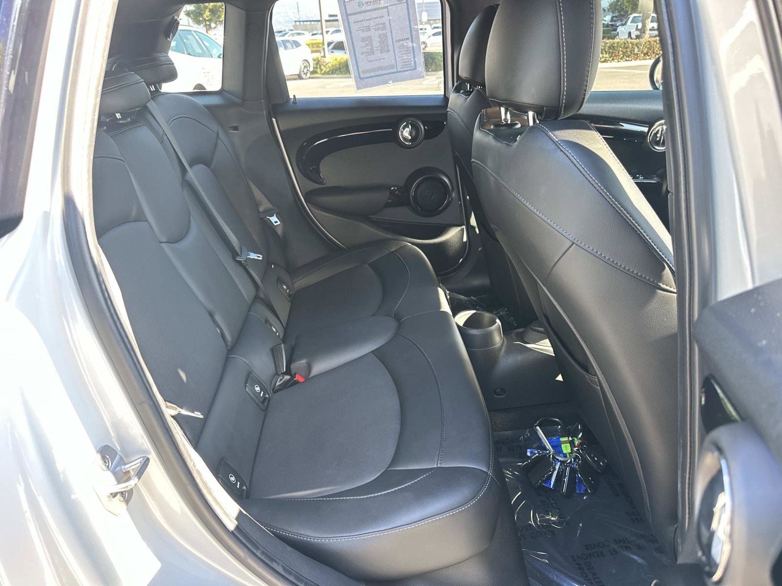 Used 2019 MINI Cooper S image 23