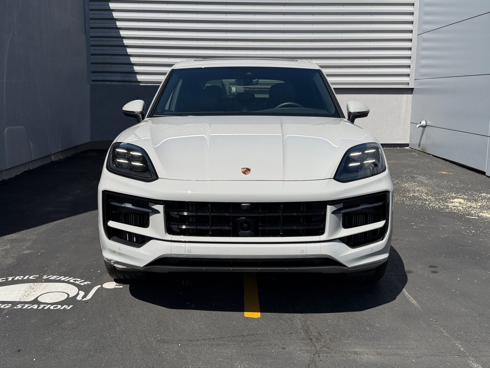 Used 2026 Porsche Cayenne S AWD/4WD image 6