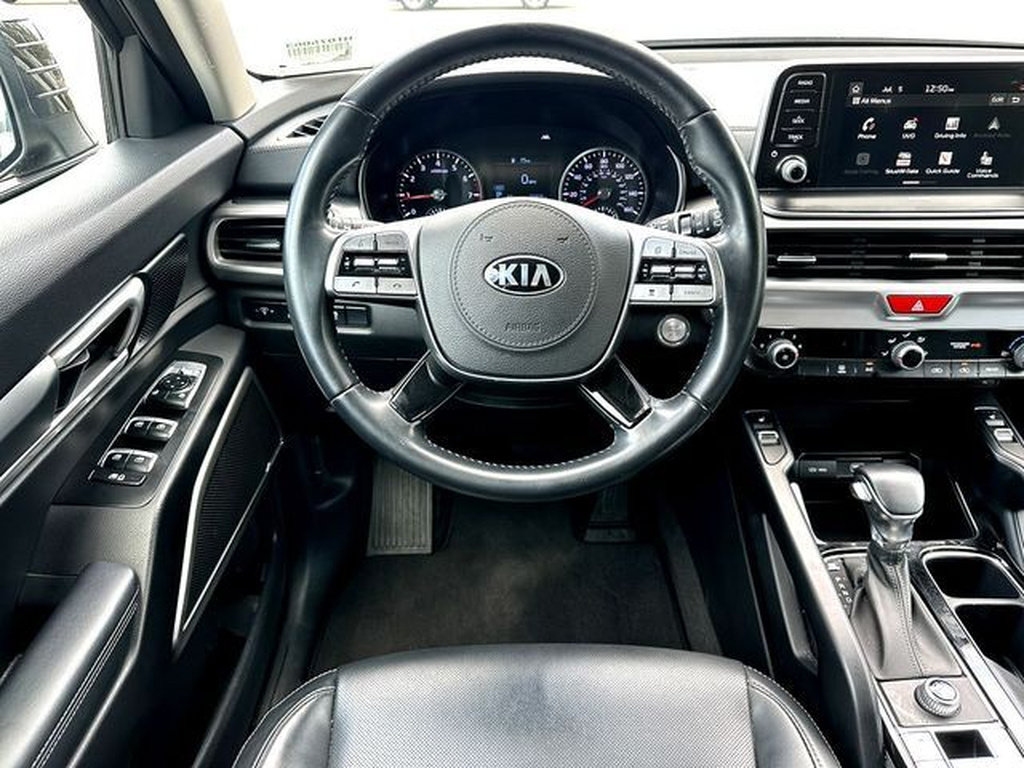 Used 2020 Kia Telluride S FWD image 23