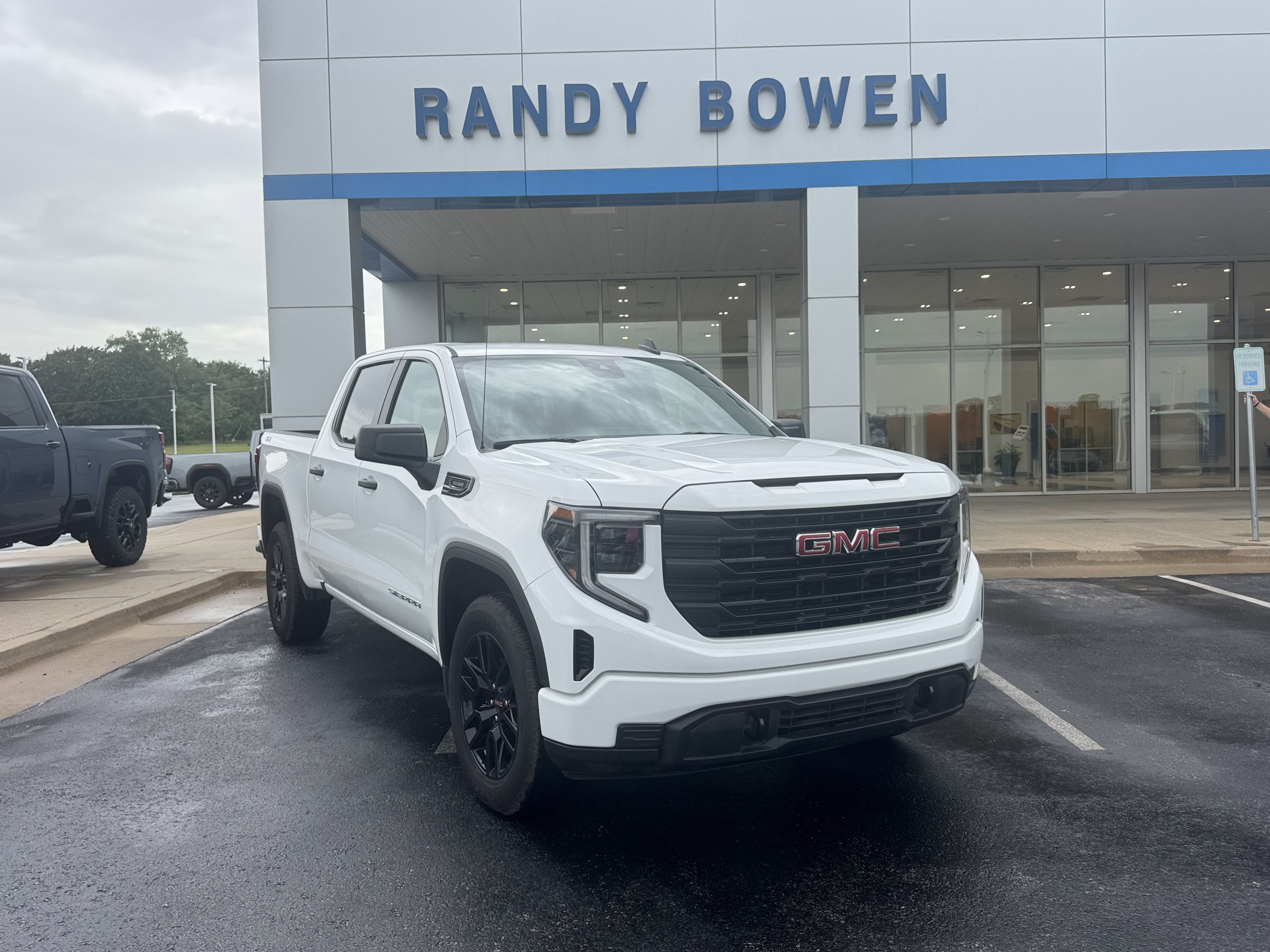 New 2026 GMC Sierra 1500 Pro w/ Graphite Edition