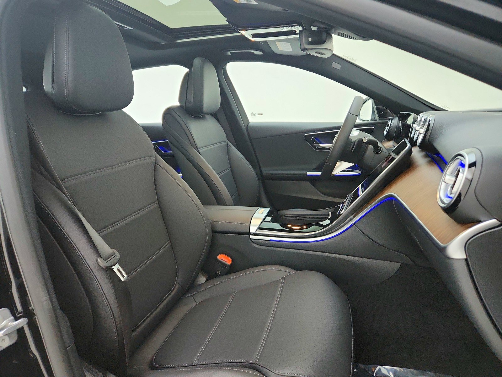 Certified 2025 Mercedes-Benz C 300 Sedan image 19