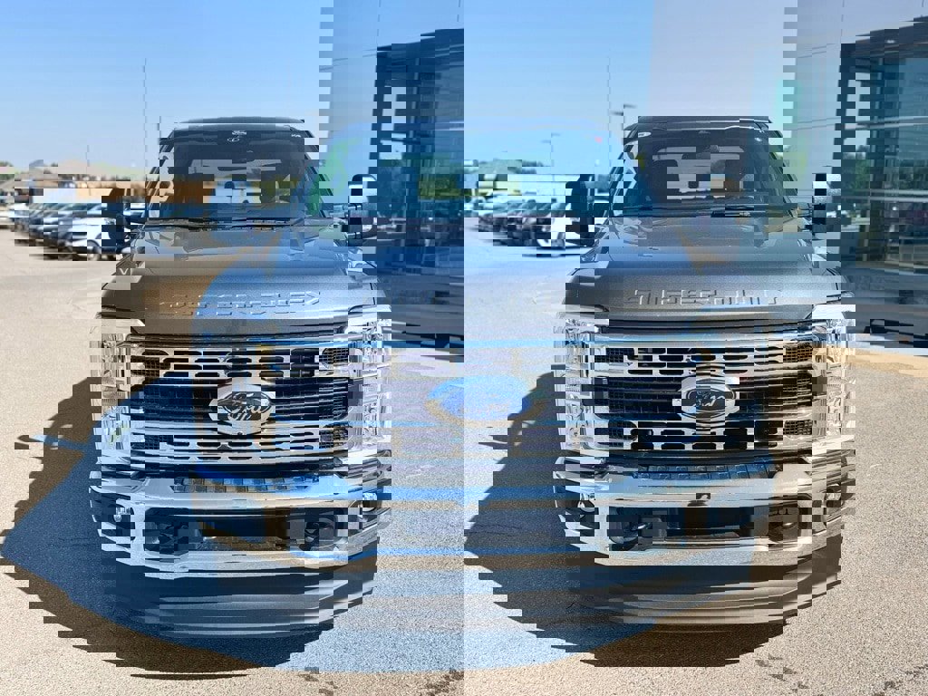 New 2026 Ford F250 XLT image 4