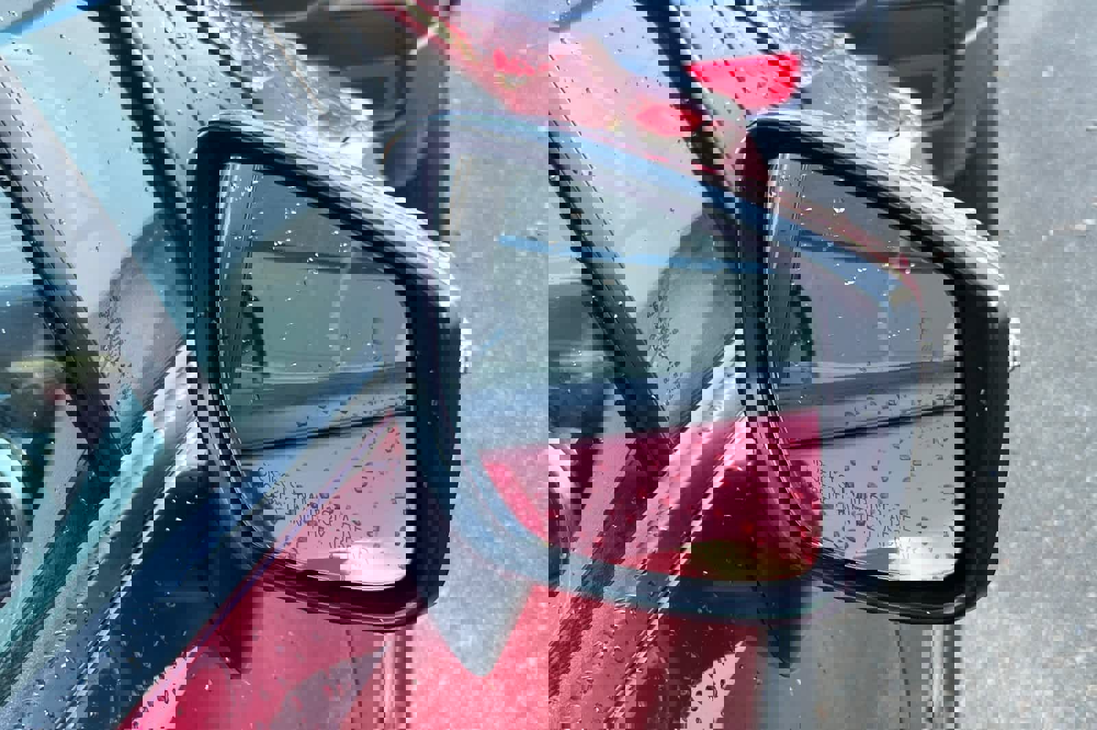 Used 2020 Nissan Versa SV image 13