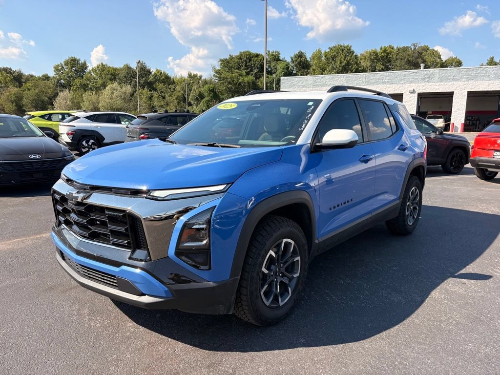 Used 2025 Chevrolet Equinox ACTIV FWD image 3
