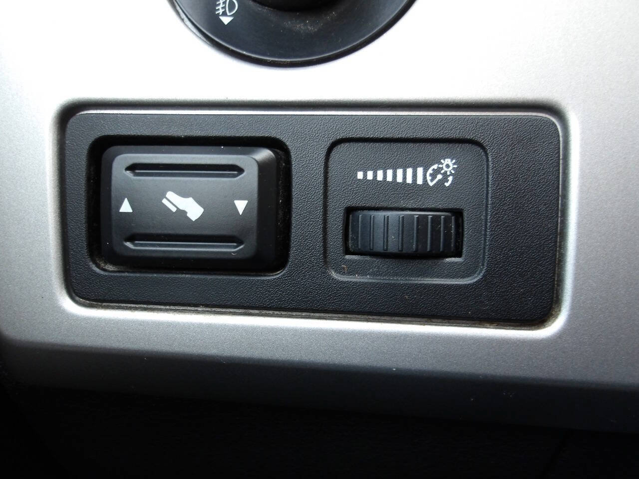Used 2009 Ford F150 FX4 AWD/4WD image 16