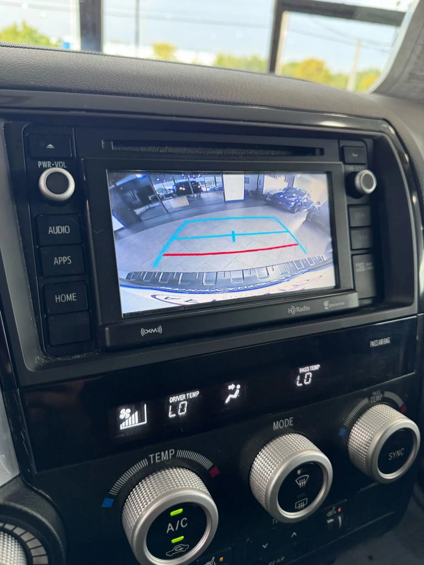 Used 2018 Toyota Sequoia TRD Sport image 31