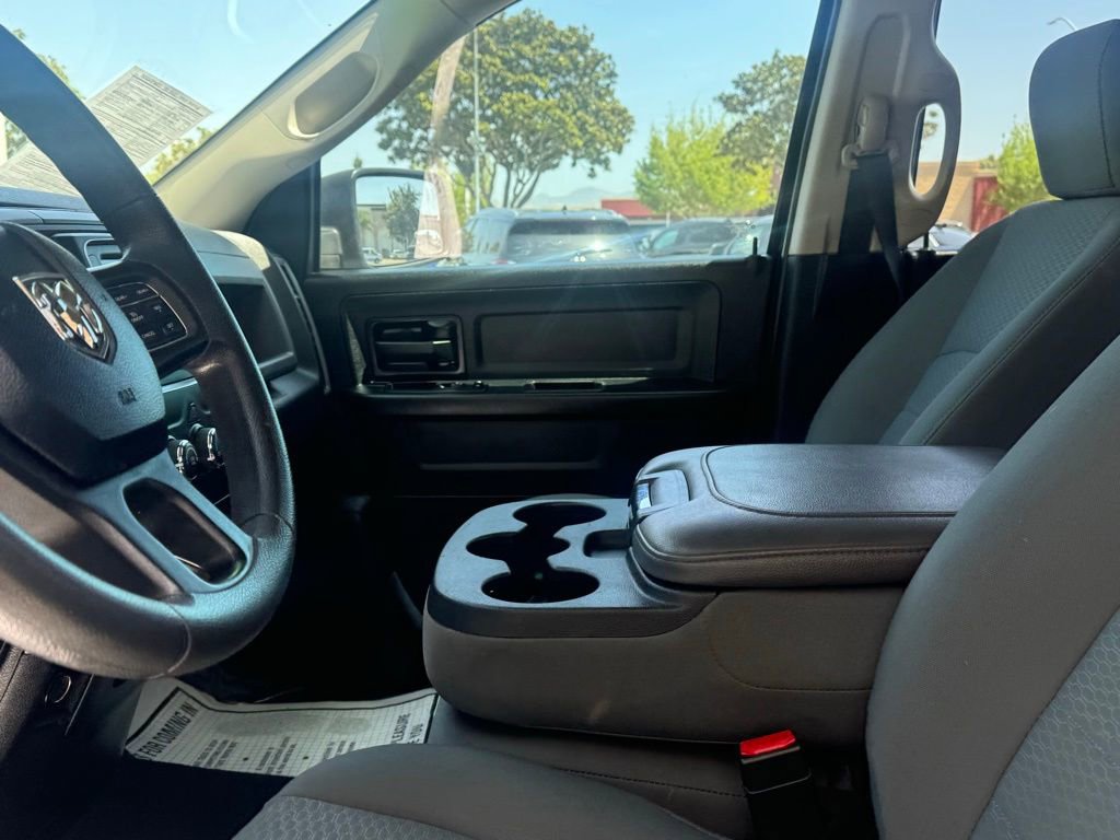 Used 2018 RAM 1500 Express image 16