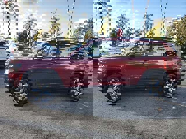 Used 2022 Jeep Grand Cherokee L Limited image 4