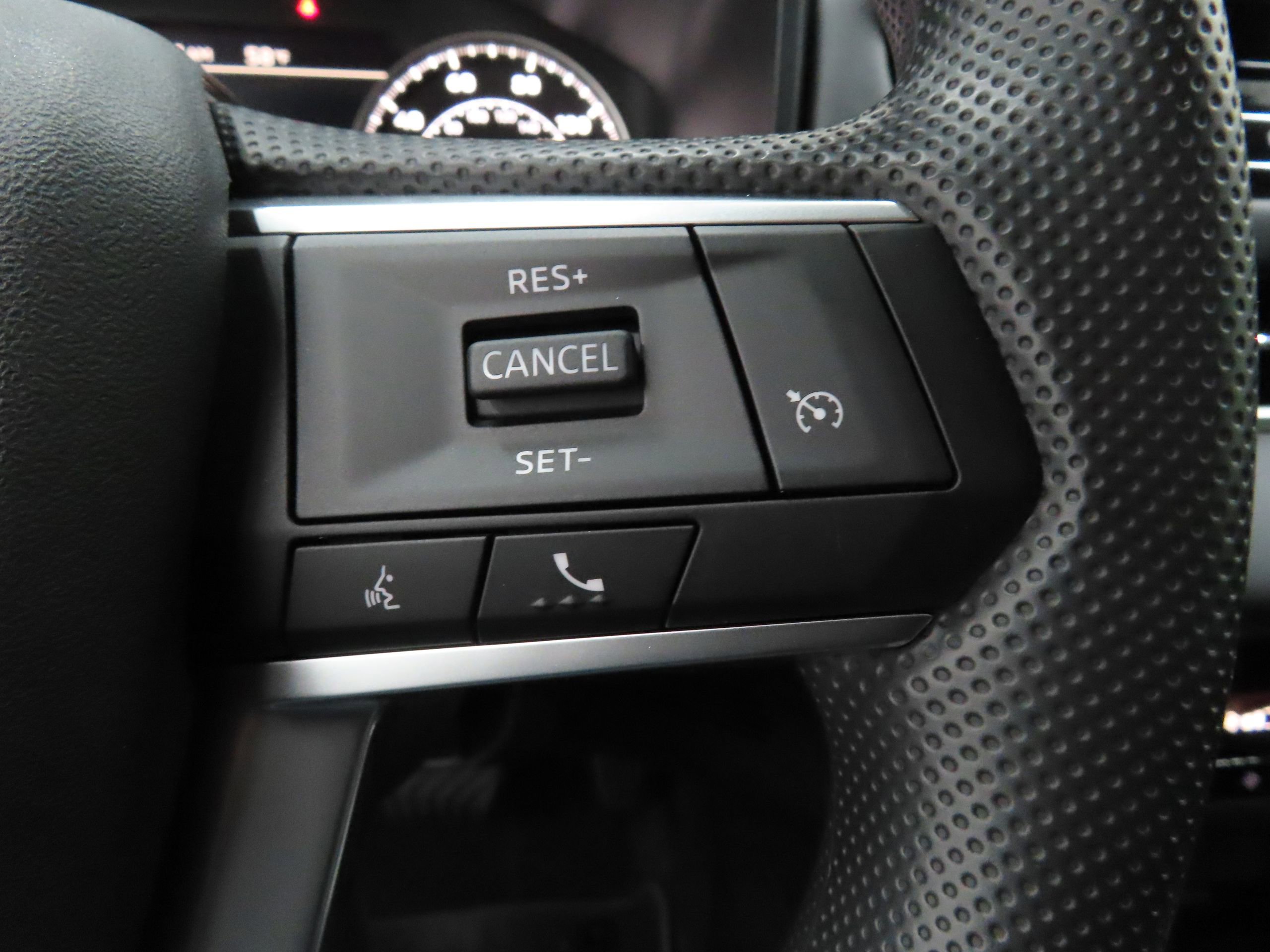 New 2026 Mitsubishi Outlander ES image 13