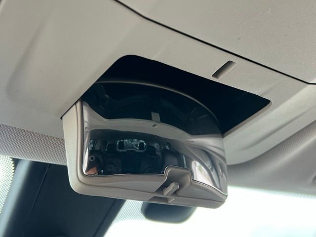 Used 2020 Chrysler Pacifica Touring-L image 31