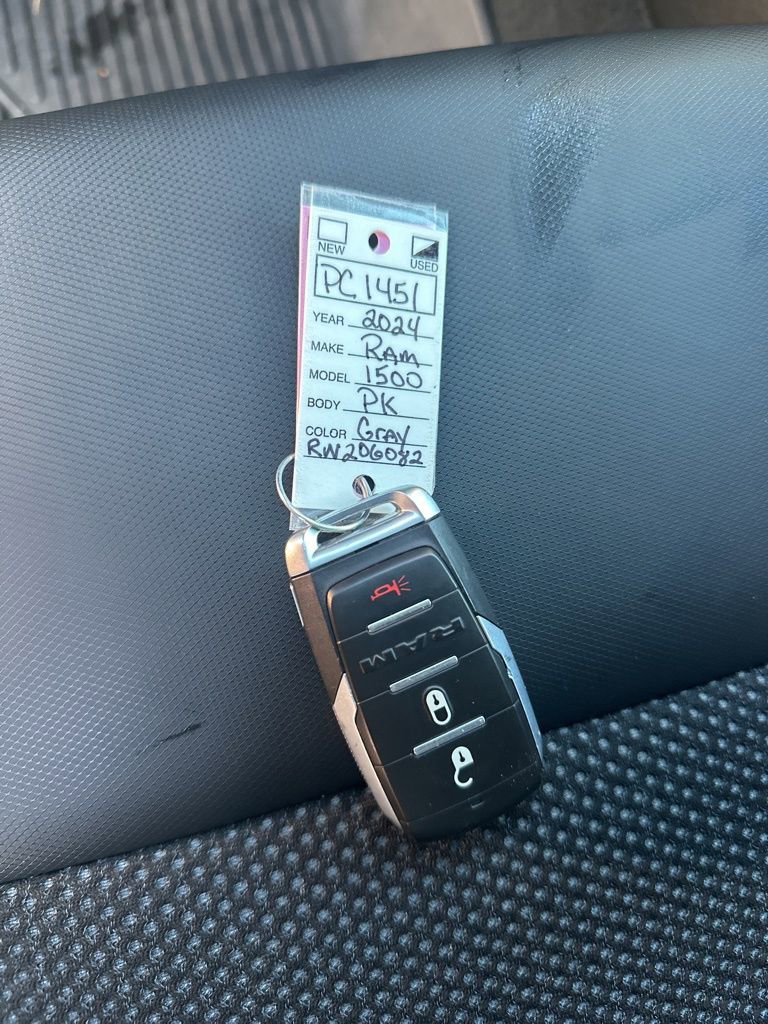 Used 2024 RAM 1500 Rebel image 32