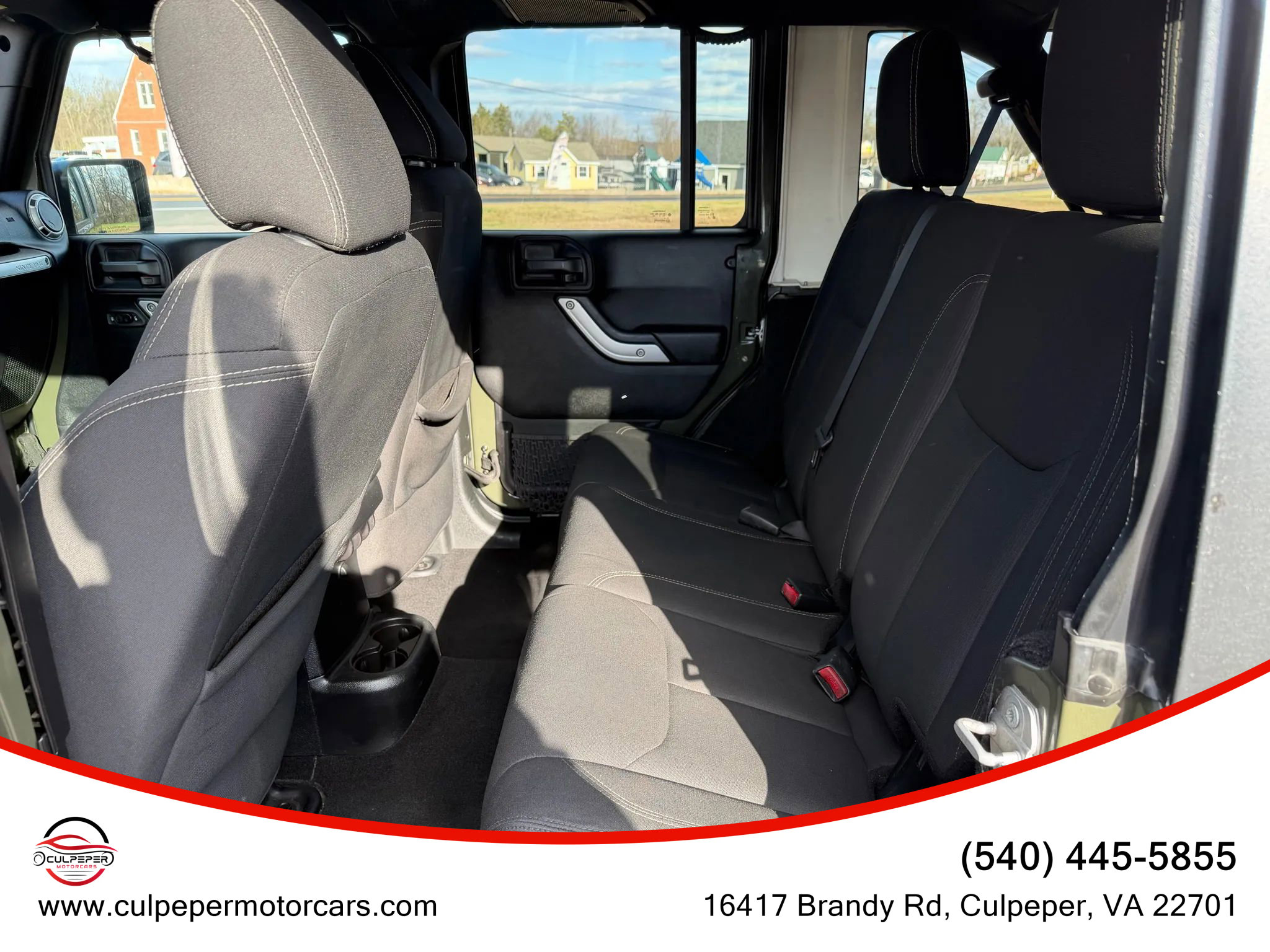 Used 2016 Jeep Wrangler Unlimited Sahara w/ Dual Top Group image 9