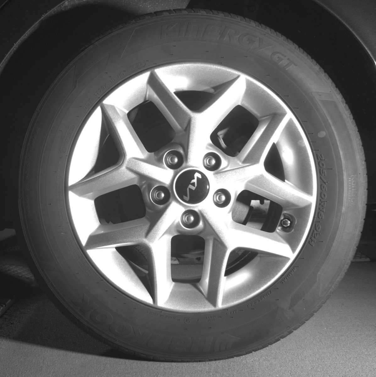 Used 2025 Kia Soul LX w/ LX Technology Package FWD image 14