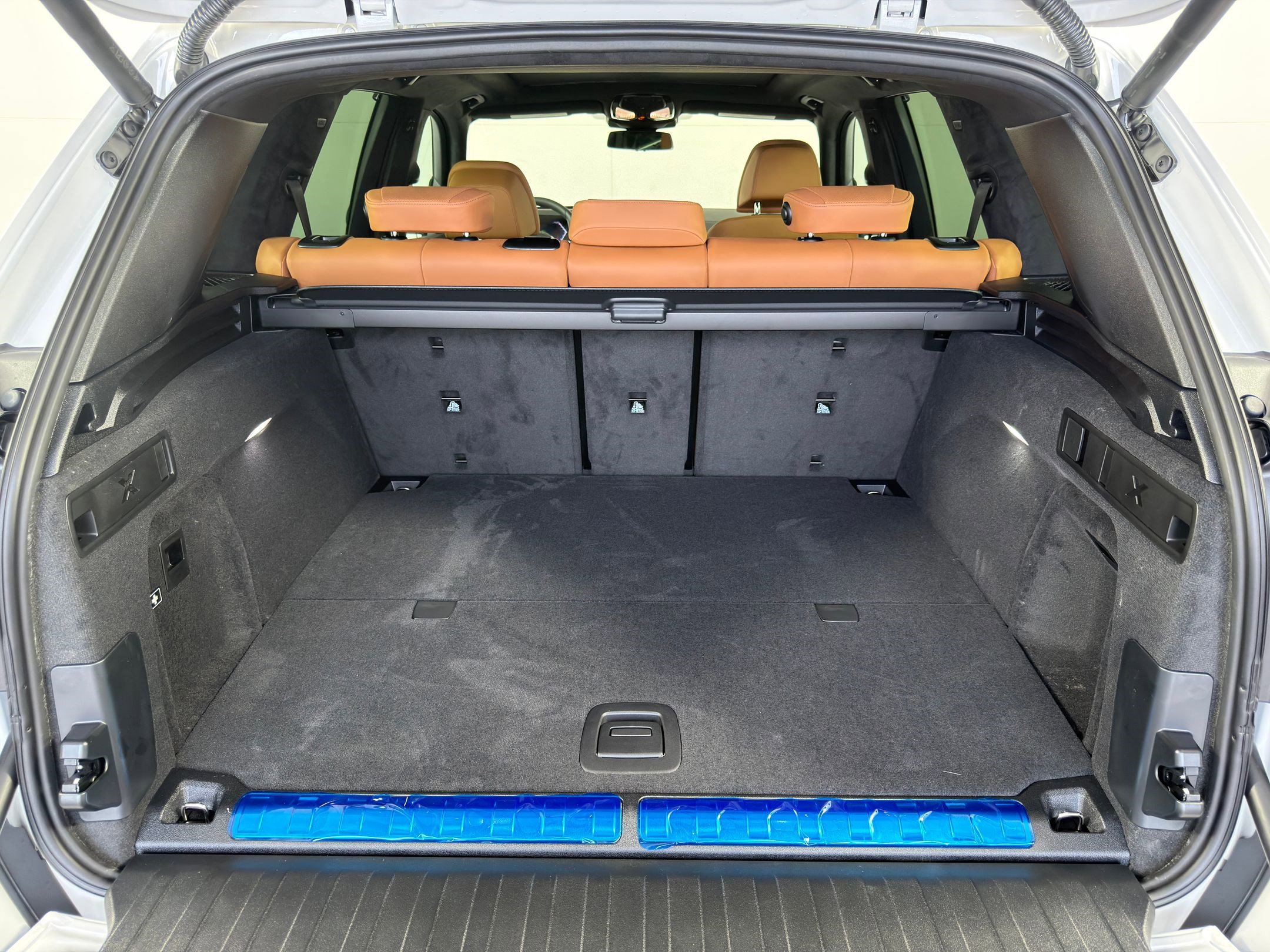 New 2026 BMW X5 xDrive50e w/ Executive Package image 31