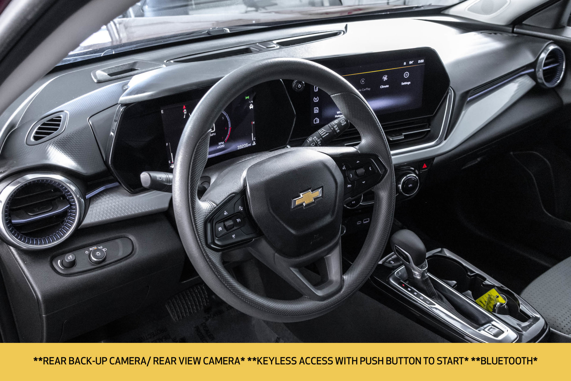 Used 2025 Chevrolet Trax LT FWD image 5
