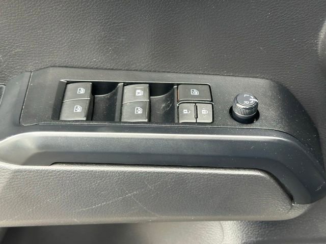 Used 2023 Toyota Tacoma SR AWD/4WD image 18