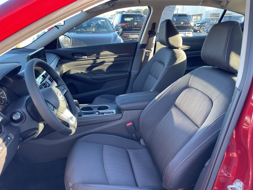 New 2025 Nissan Altima 2.5 SV w/ SV Premium Package image 16