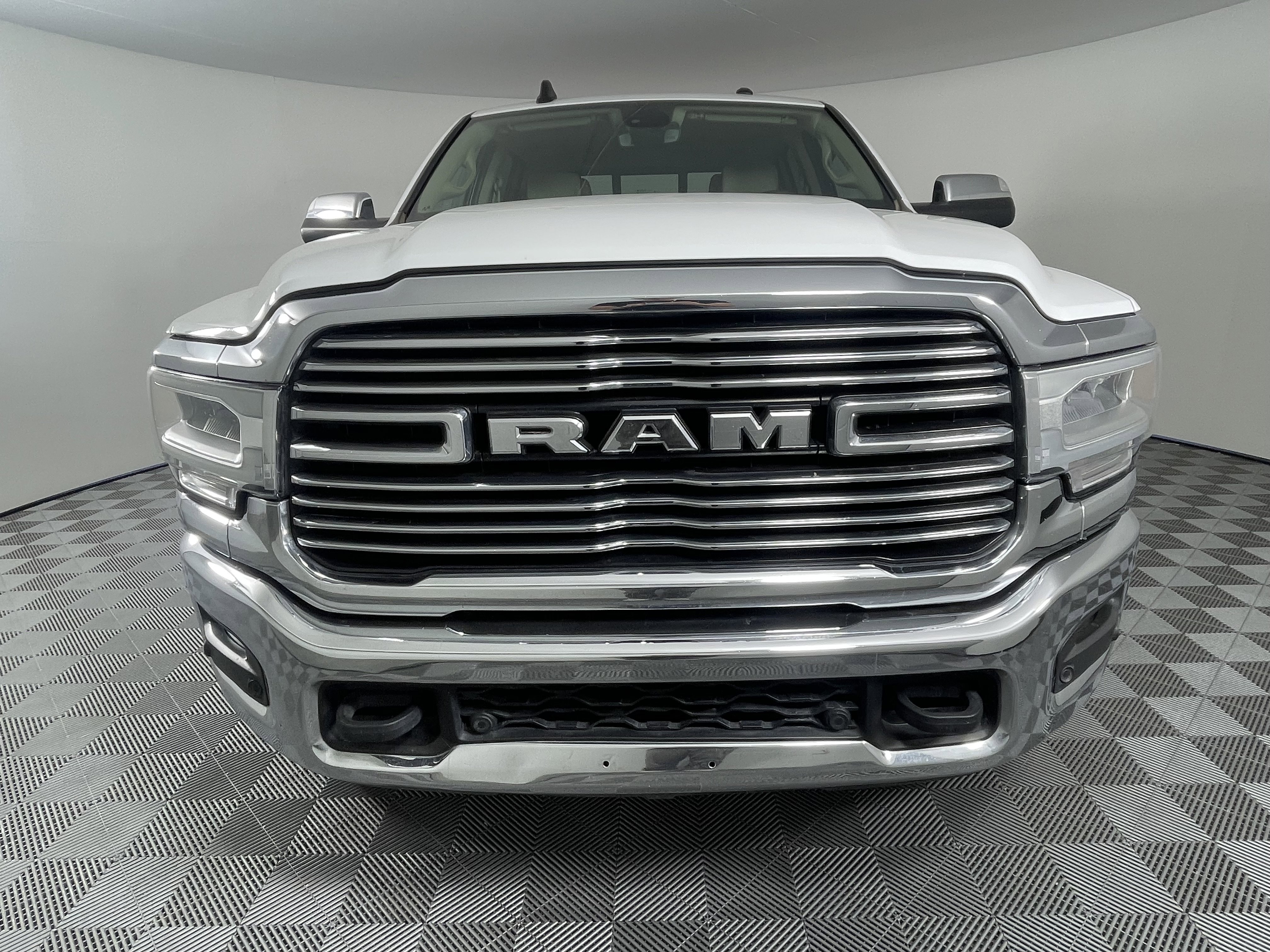 Used 2020 RAM 2500 Laramie w/ Protection Group image 8