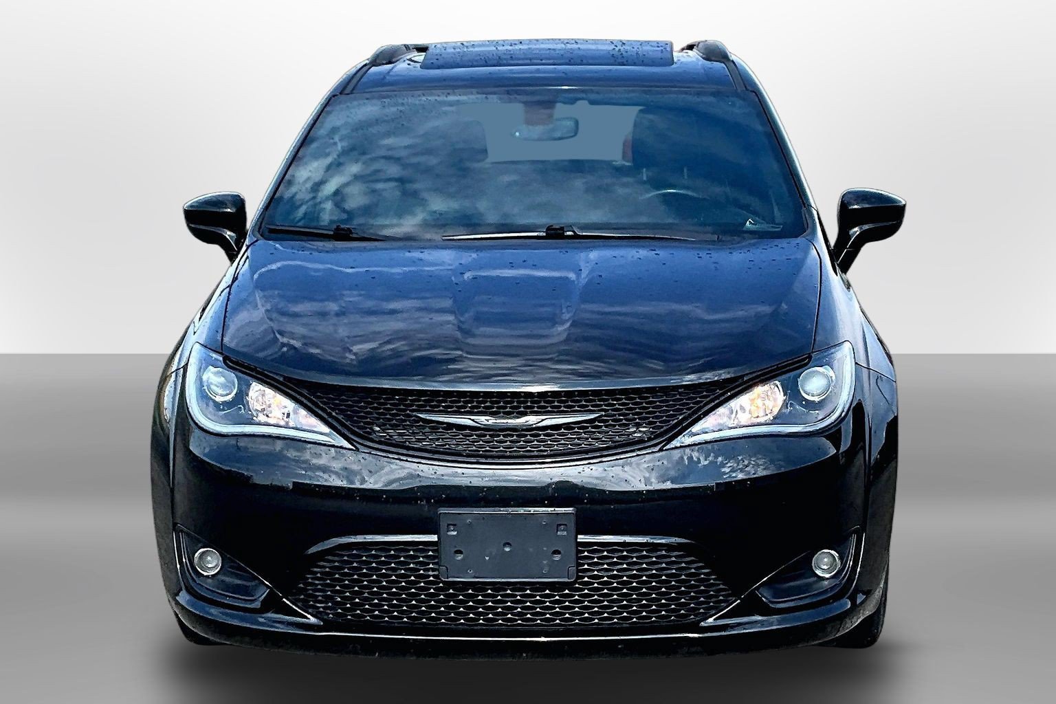 Used 2020 Chrysler Pacifica Touring-L Plus w/ S Appearance Package FWD image 3