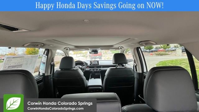 New 2025 Honda Pilot Touring image 13