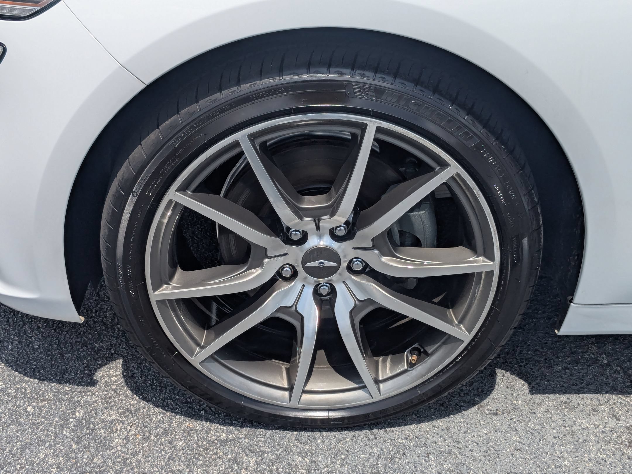 Used 2023 Genesis G70 2.0T AWD/4WD image 10