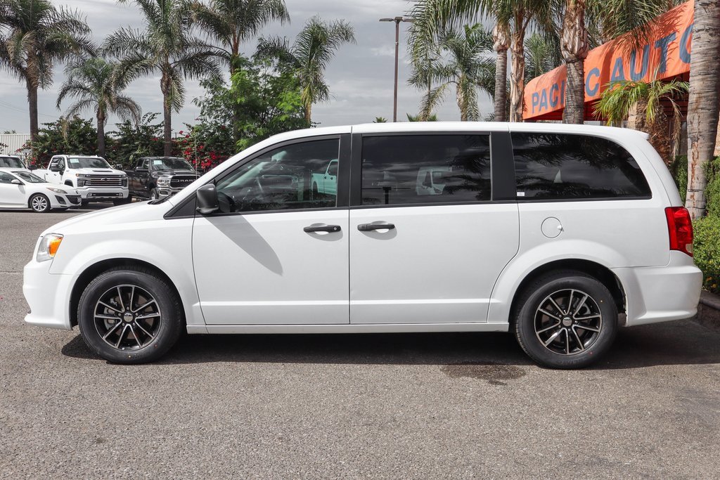 Used 2019 Dodge Grand Caravan SE image 5