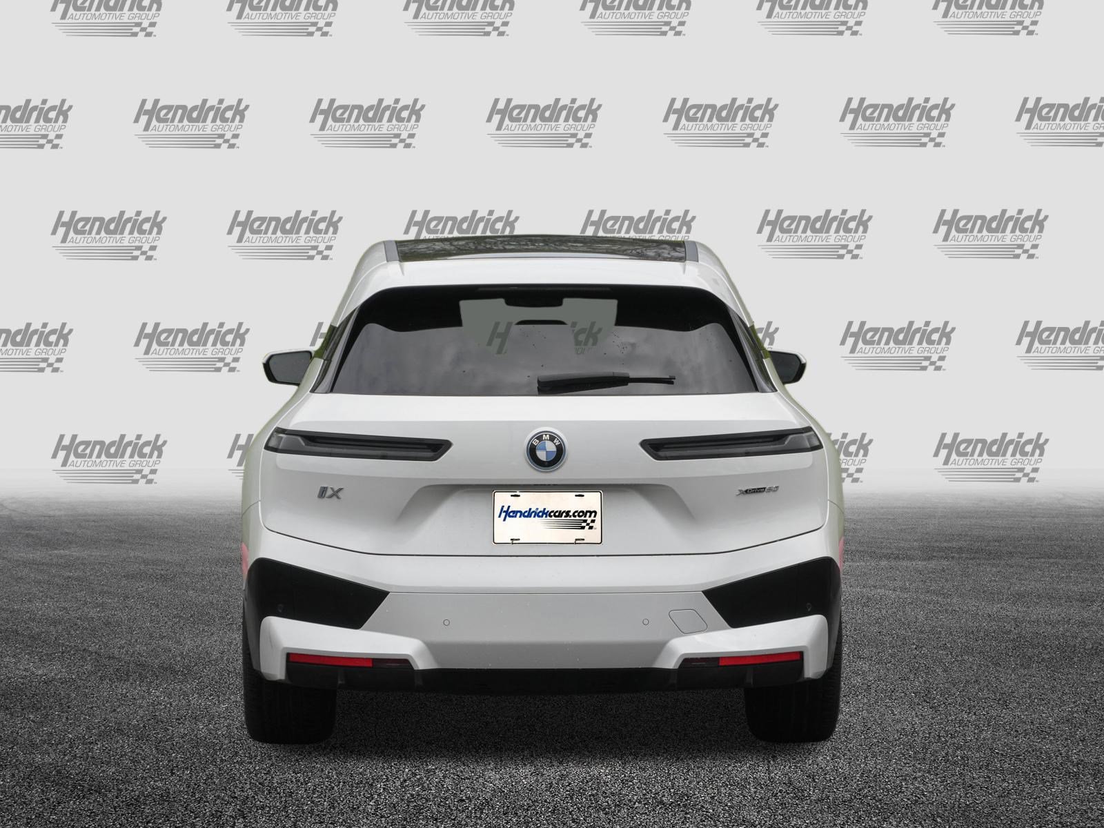 Certified 2024 BMW iX xDrive50 w/ Premium Package AWD/4WD image 8