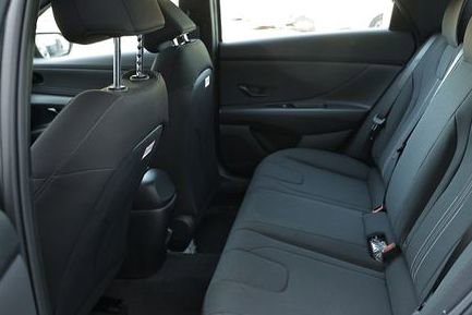 New 2025 Hyundai Elantra SEL image 8