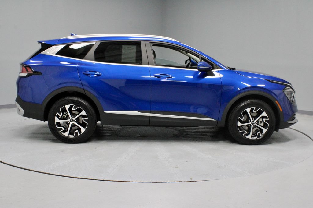 Used 2024 Kia Sportage EX AWD/4WD image 13