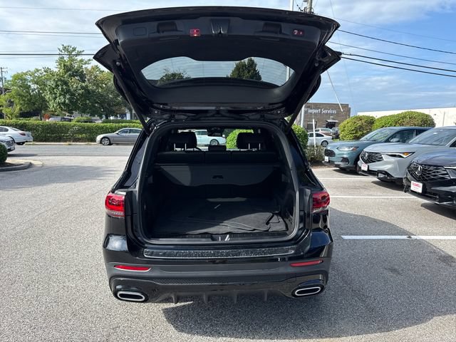 Used 2022 Mercedes-Benz GLB 250 4MATIC image 11